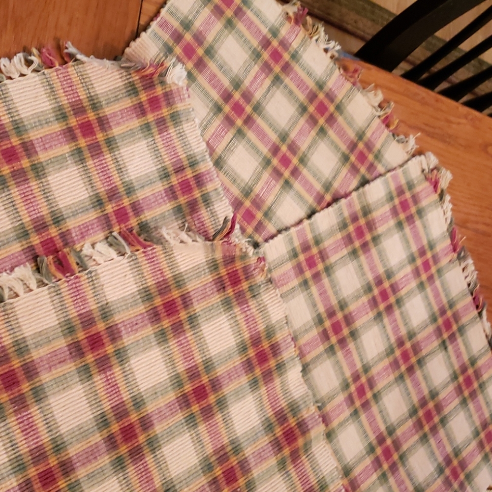 Park Design Table Runner & 2 Placemats